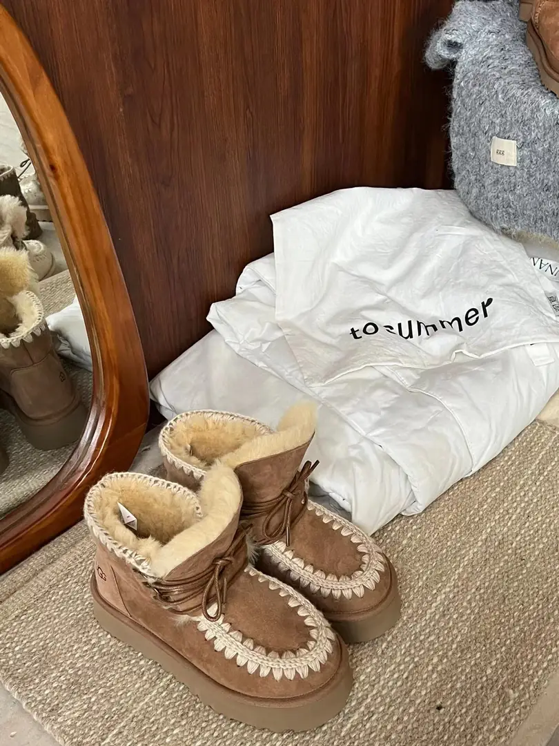 Kng121  UGG 5A+   79.99$  590🤴 gallery