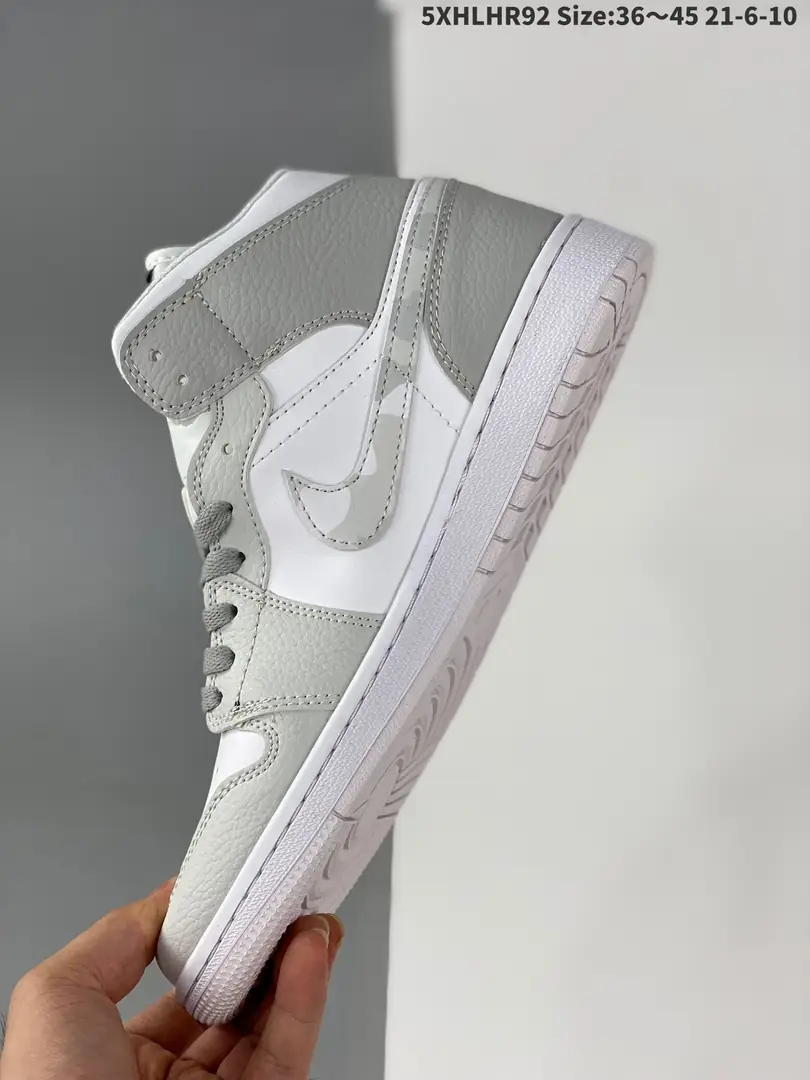 Kng1227  Air Jordan 1  46.8$ 338 gallery