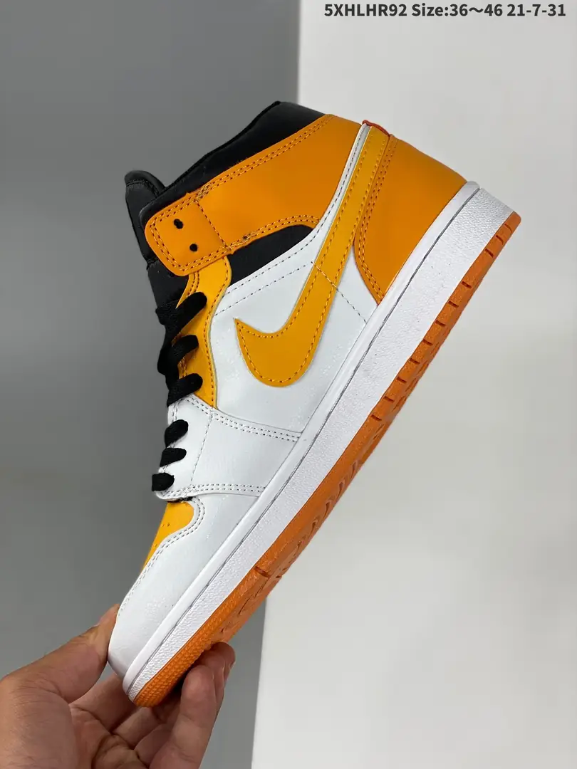 Kng1227  Air Jordan 1  46.8$ 338 gallery