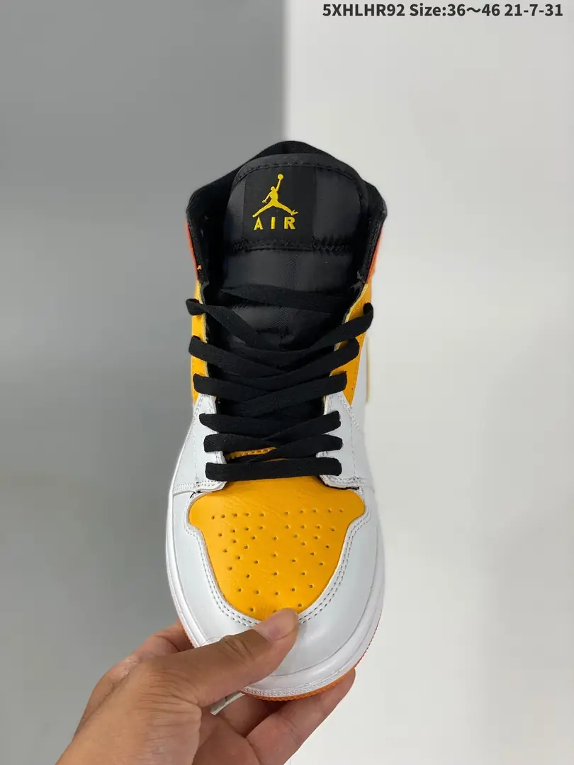 Kng1227  Air Jordan 1  46.8$ 338 gallery