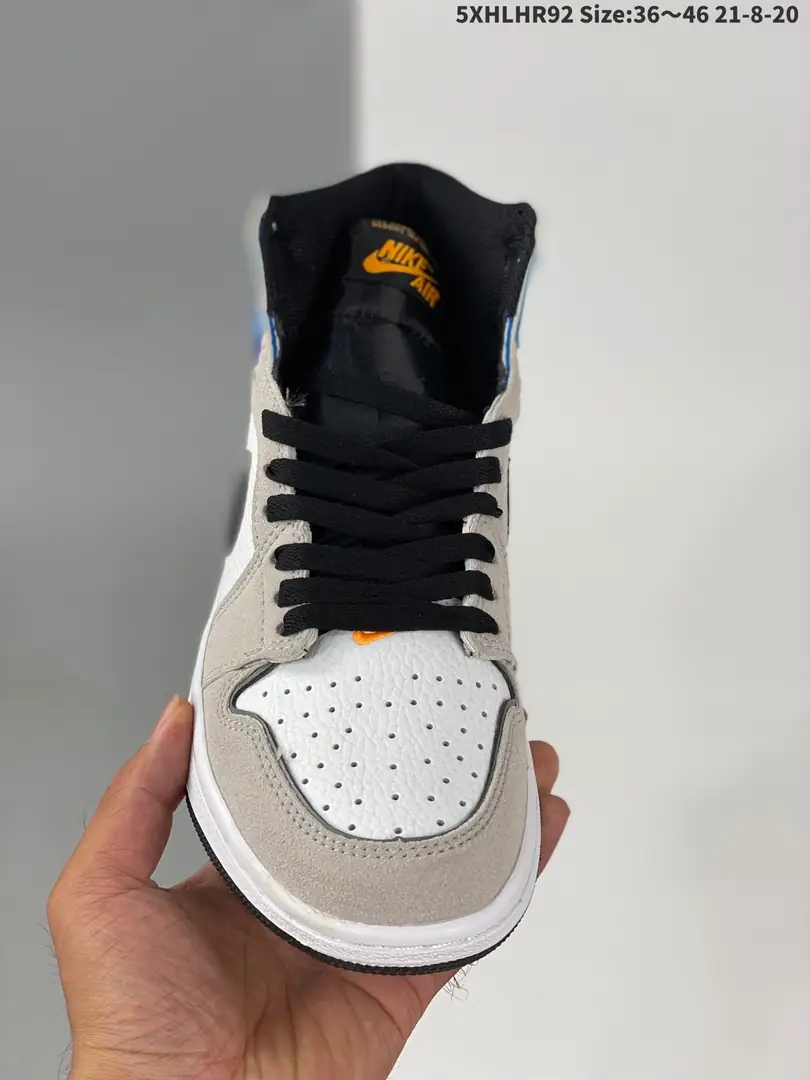 Kng1227  Air Jordan 1  46.8$ 338 gallery