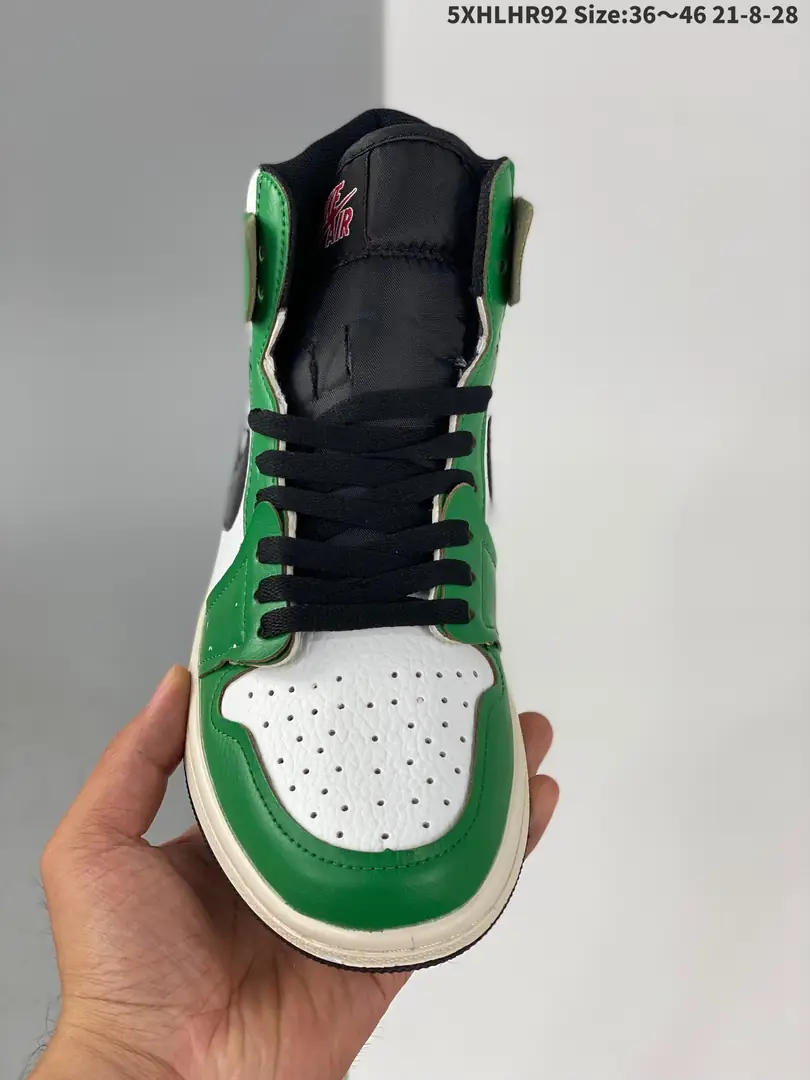 Kng1227  Air Jordan 1  46.8$ 338 gallery