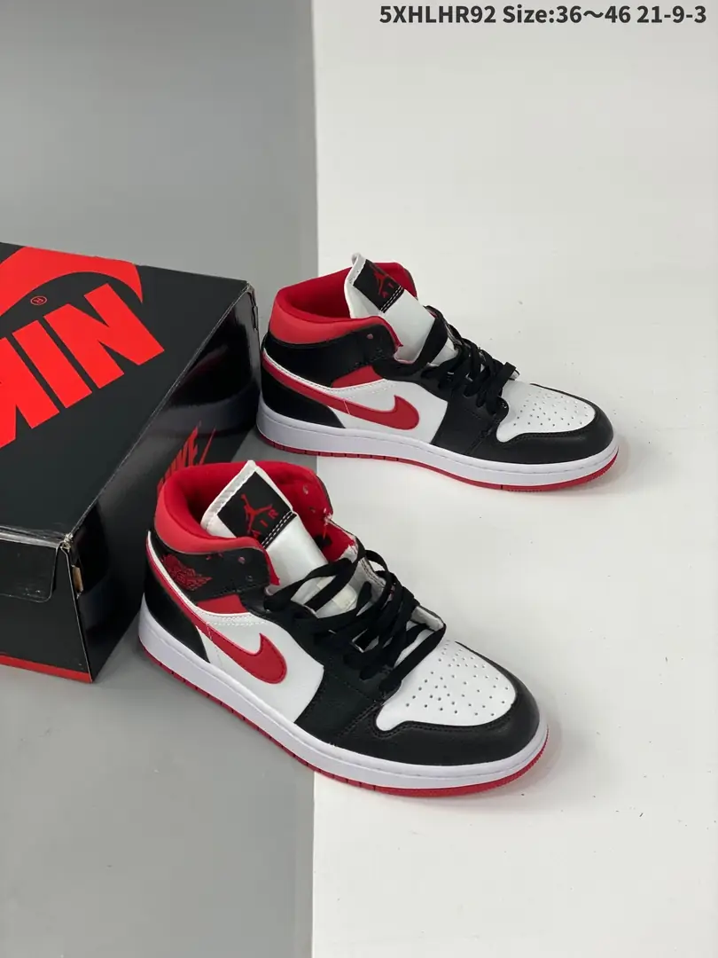 Kng1227  Air Jordan 1  46.8$ 338 gallery