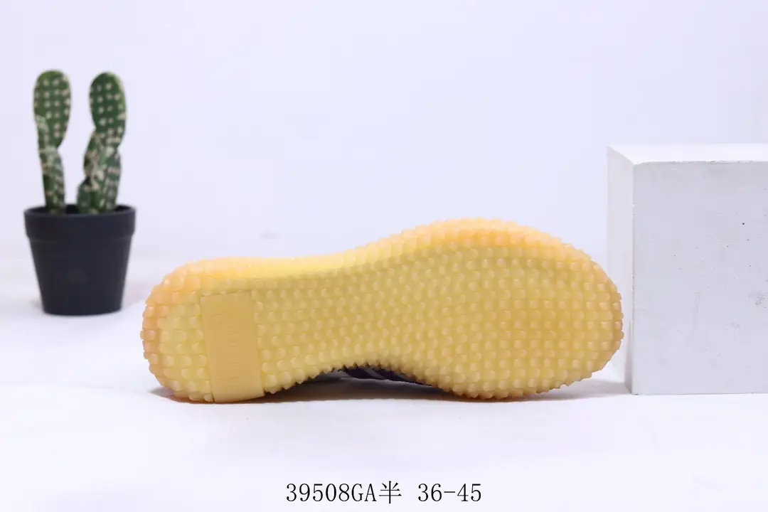 Kng1263  Adidas Country  48$ 355 gallery