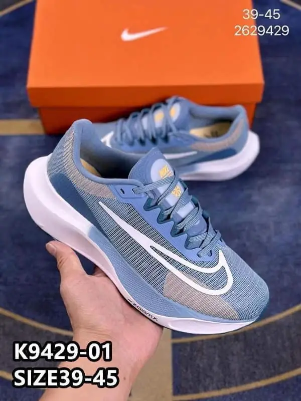 Kng13  NIKE BOOM  325🤴🏾 45$ gallery