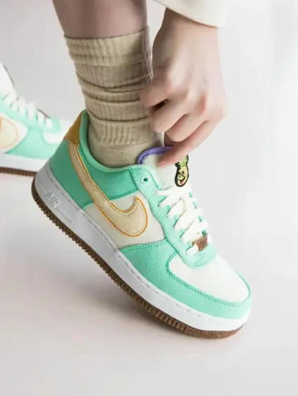 Kng1302 NIKE 5A+  BOX   310🤴🏾  43$ gallery