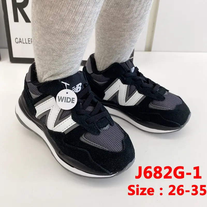 Kng1303  New Balance 5740  36.5$ gallery