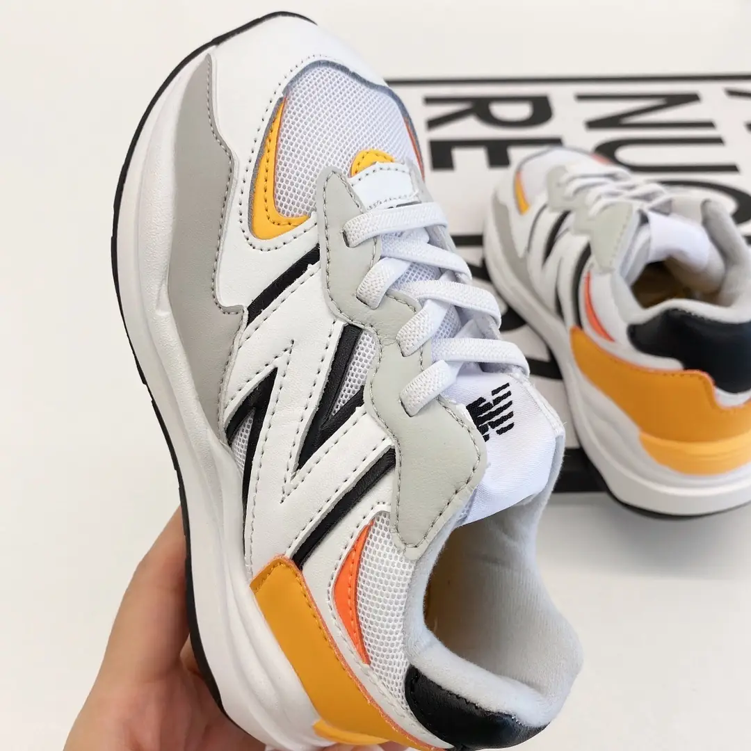 Kng1303  New Balance 5740  36.5$ gallery