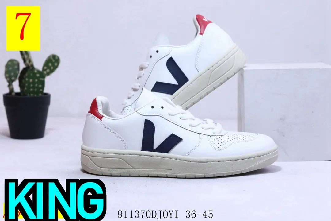 Kng1311 Veja Esplar Leather Low Sneakers 59$ gallery