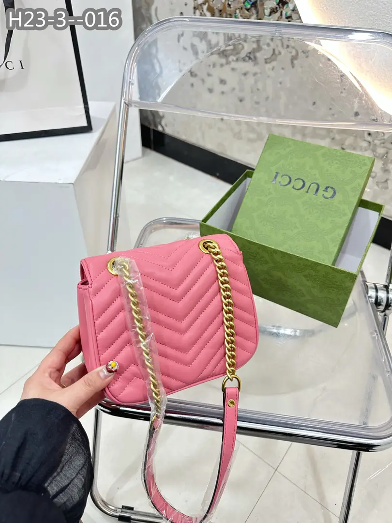 Kng1318    Gucci  5A+ 300🤴🏾 42$ gallery