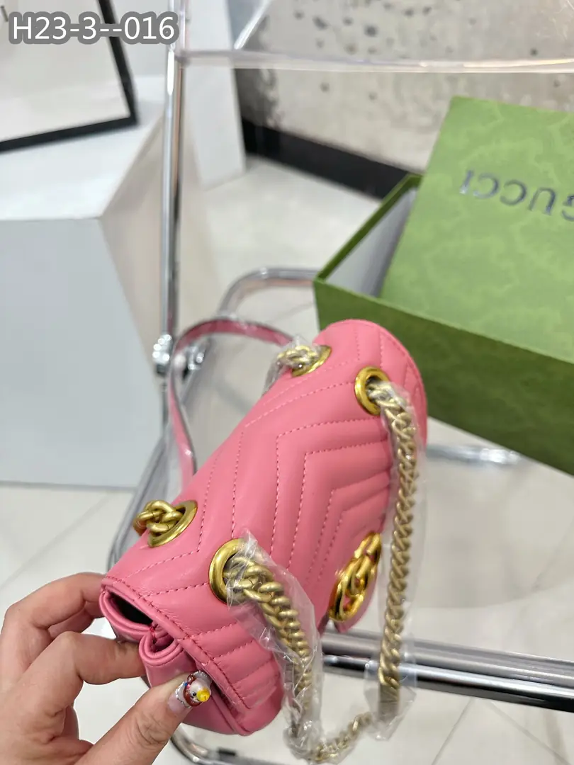 Kng1318    Gucci  5A+ 300🤴🏾 42$ gallery