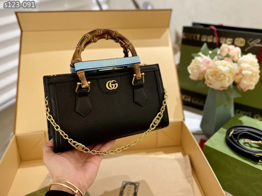 Kng1329   Gucci  + BOX 5A 435🤴🏾 60$ gallery