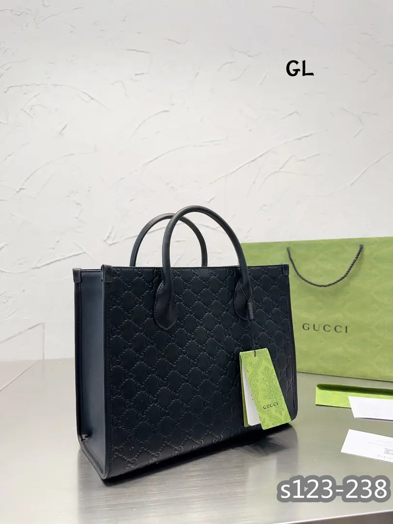 Kng1331   Gucci 425🤴🏾 60$ gallery