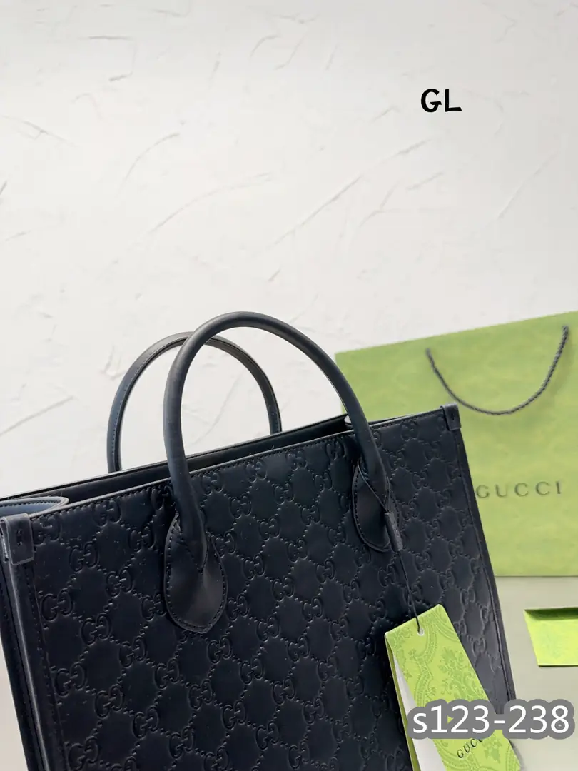 Kng1331   Gucci 425🤴🏾 60$ gallery