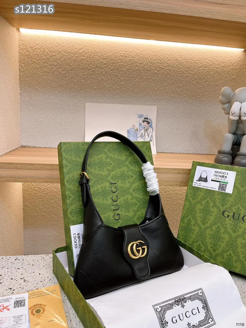 Kng1333  GUCCI 5A TOP 300🤴🏾 42$ gallery