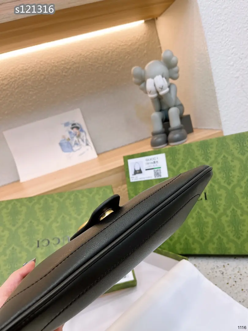 Kng1333  GUCCI 5A TOP 300🤴🏾 42$ gallery