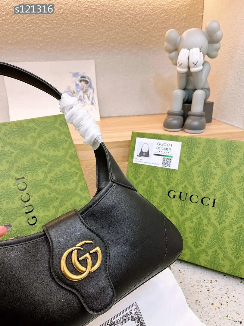 Kng1333  GUCCI 5A TOP 300🤴🏾 42$ gallery