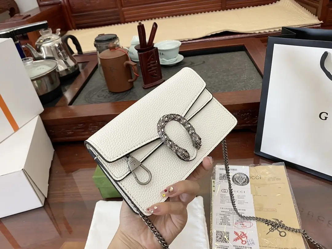 Kng1338    Gucci TOP 5A 290🤴🏾 40$ gallery