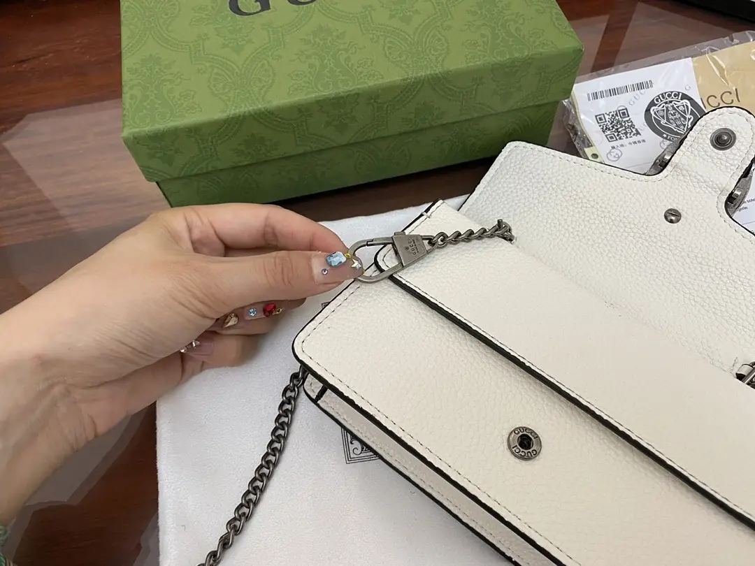 Kng1338    Gucci TOP 5A 290🤴🏾 40$ gallery