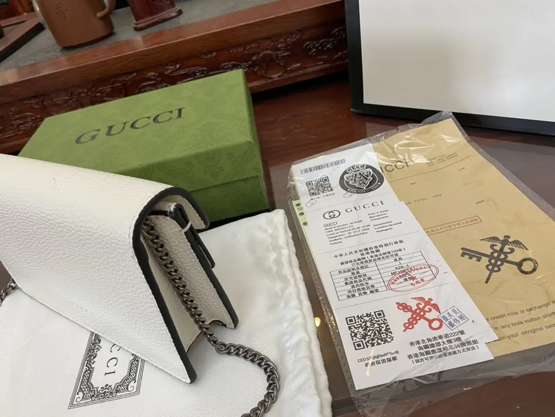 Kng1338    Gucci TOP 5A 290🤴🏾 40$ gallery