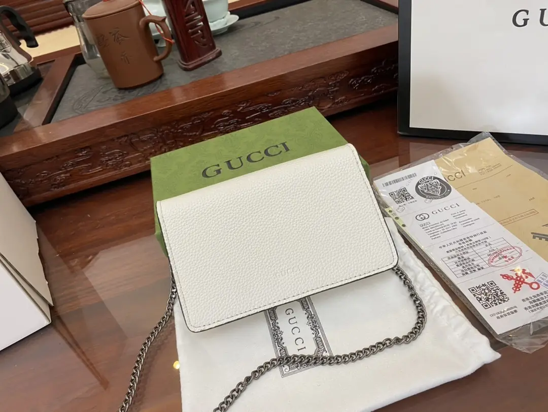 Kng1338    Gucci TOP 5A 290🤴🏾 40$ gallery