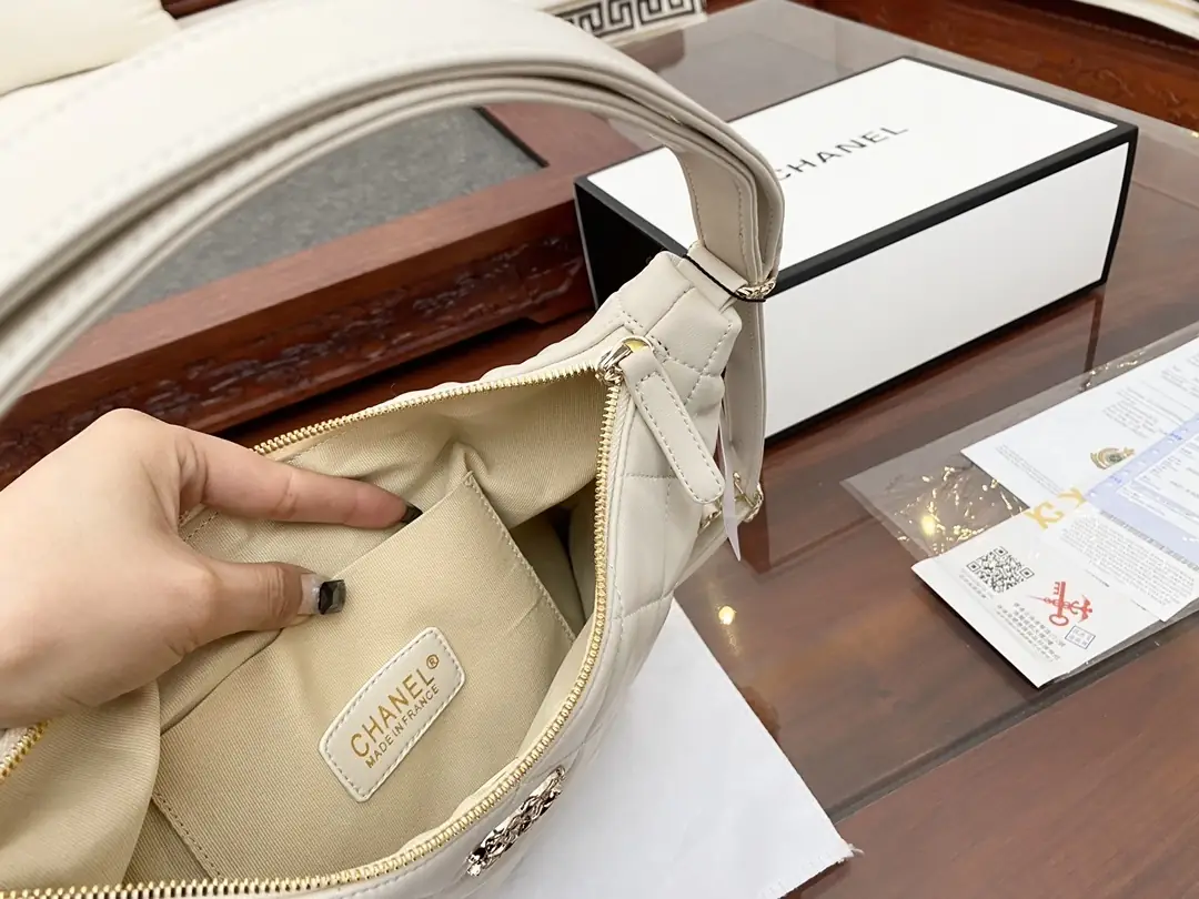 Kng1354  Chanel 5A 58$ gallery