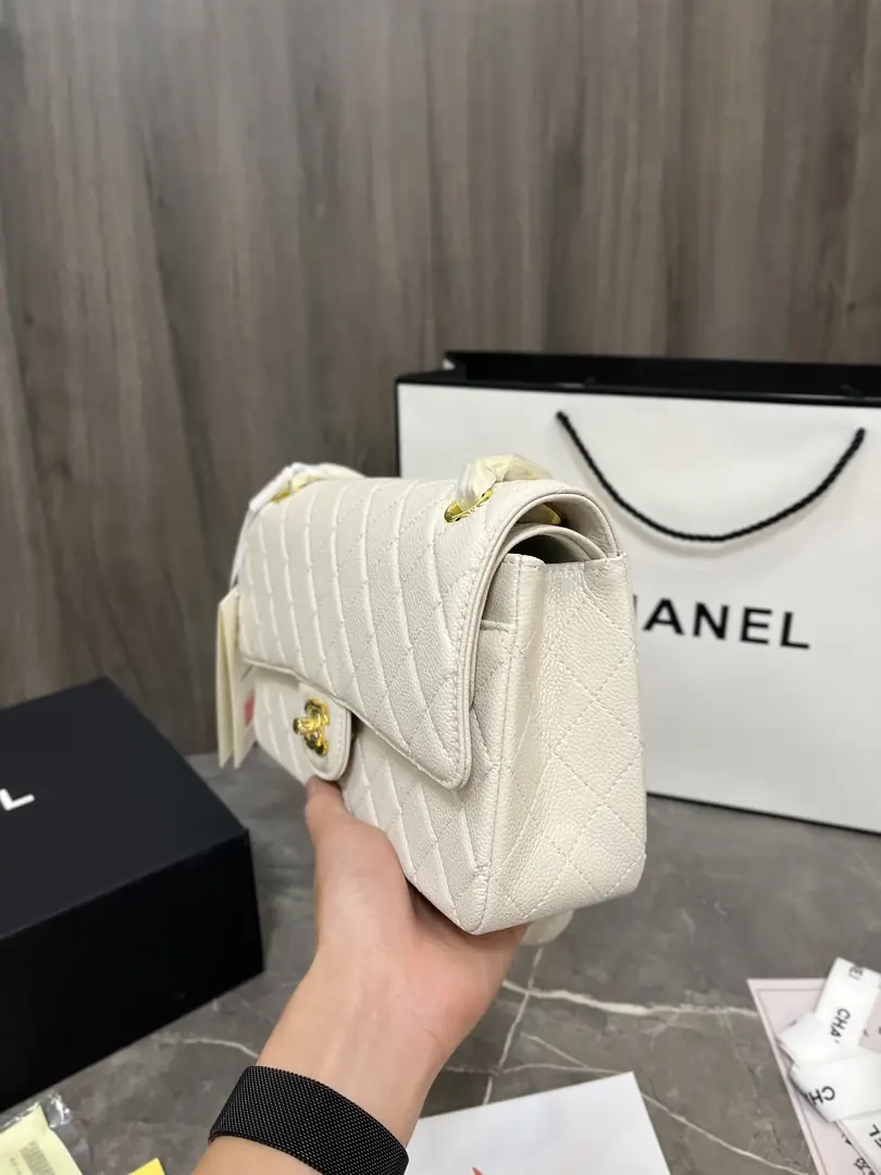 Kng1356   Chanel  500🤴🏾 65$ gallery