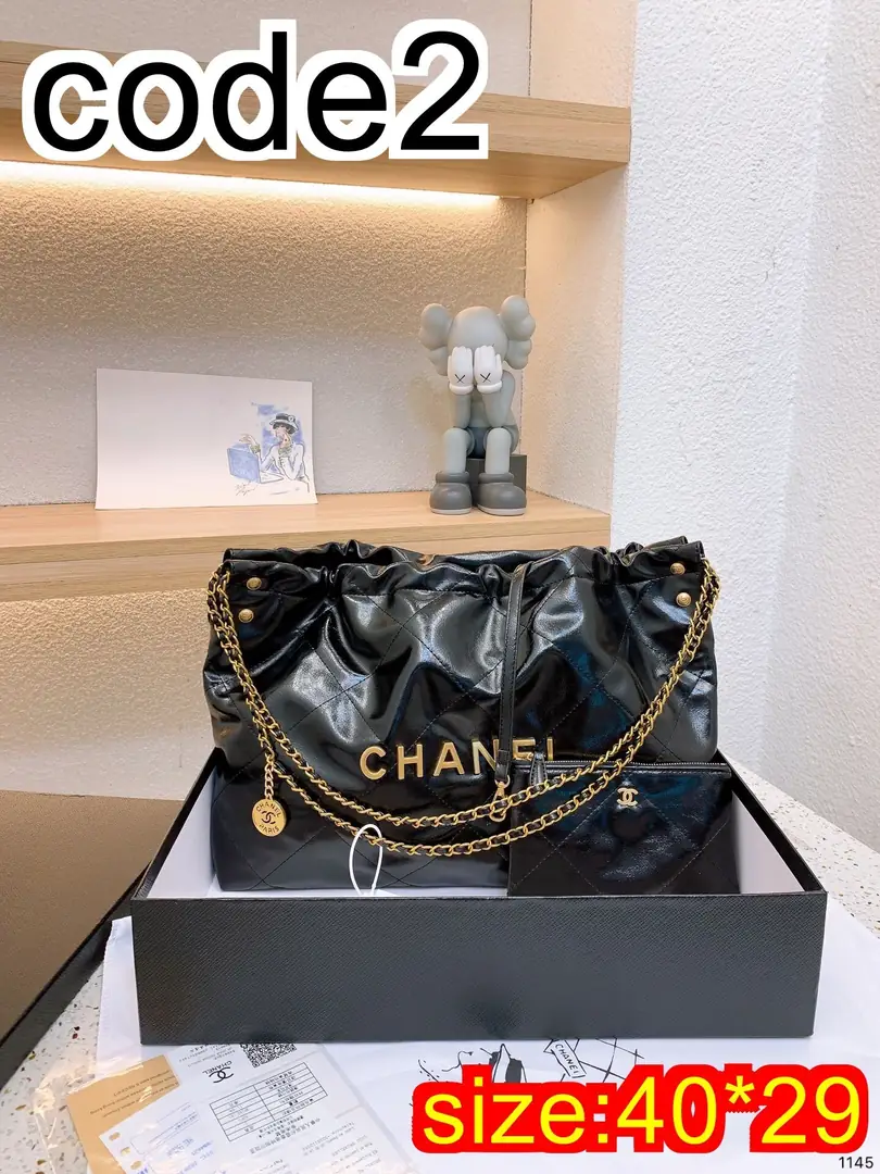 Kng1361   CHANEL  400🤴🏾 54.99$ gallery