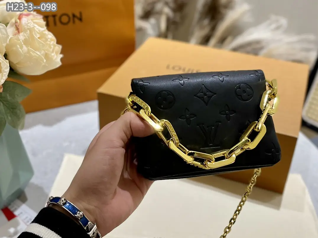 Kng1364  LV BOX 5A+  310🤴🏾 44$ gallery