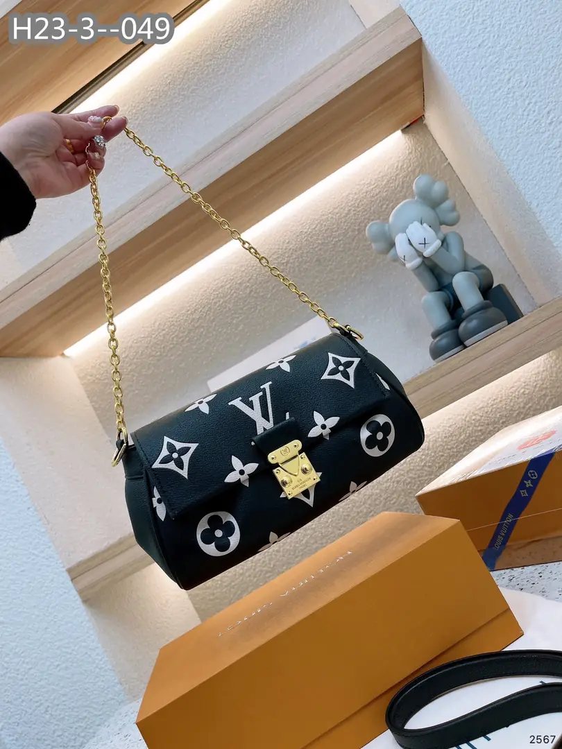 Kng1367  LV 5A+ leather 325🤴🏾 45$ gallery