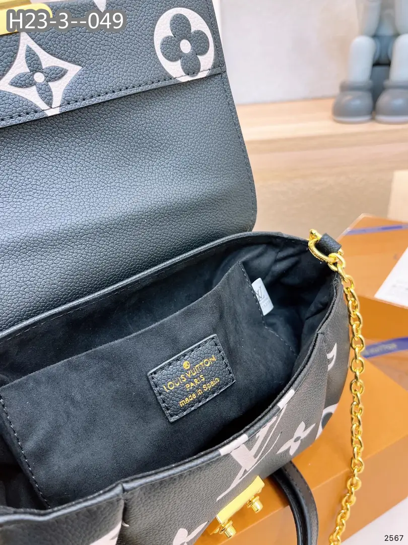 Kng1367  LV 5A+ leather 325🤴🏾 45$ gallery