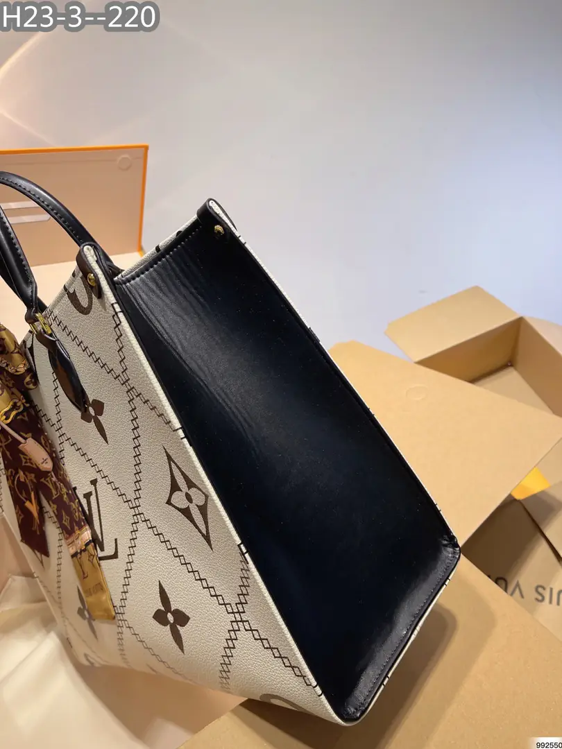 Kng1374  LV  430🤴🏾 59.99$ gallery