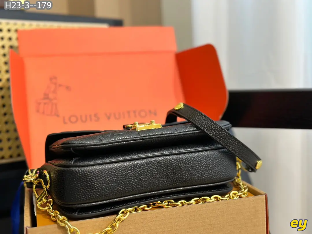 Kng1375  LV TOP 365  50$ gallery