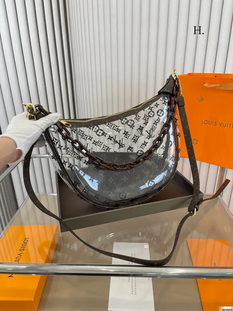 Kng1377  LV  TOP BOX 330🤴🏾 45$ gallery