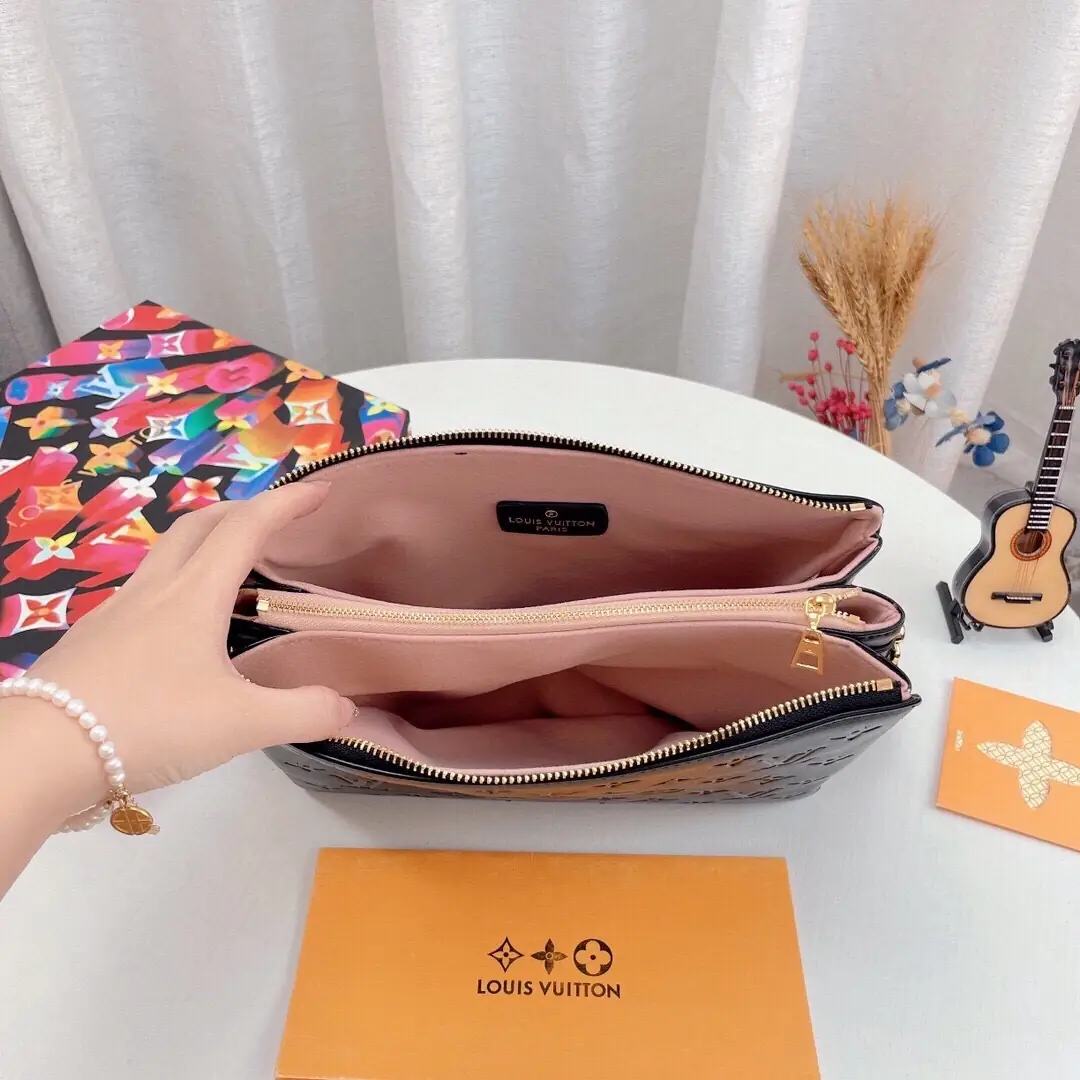 Kng1379  LV 320🤴🏾 45$ gallery