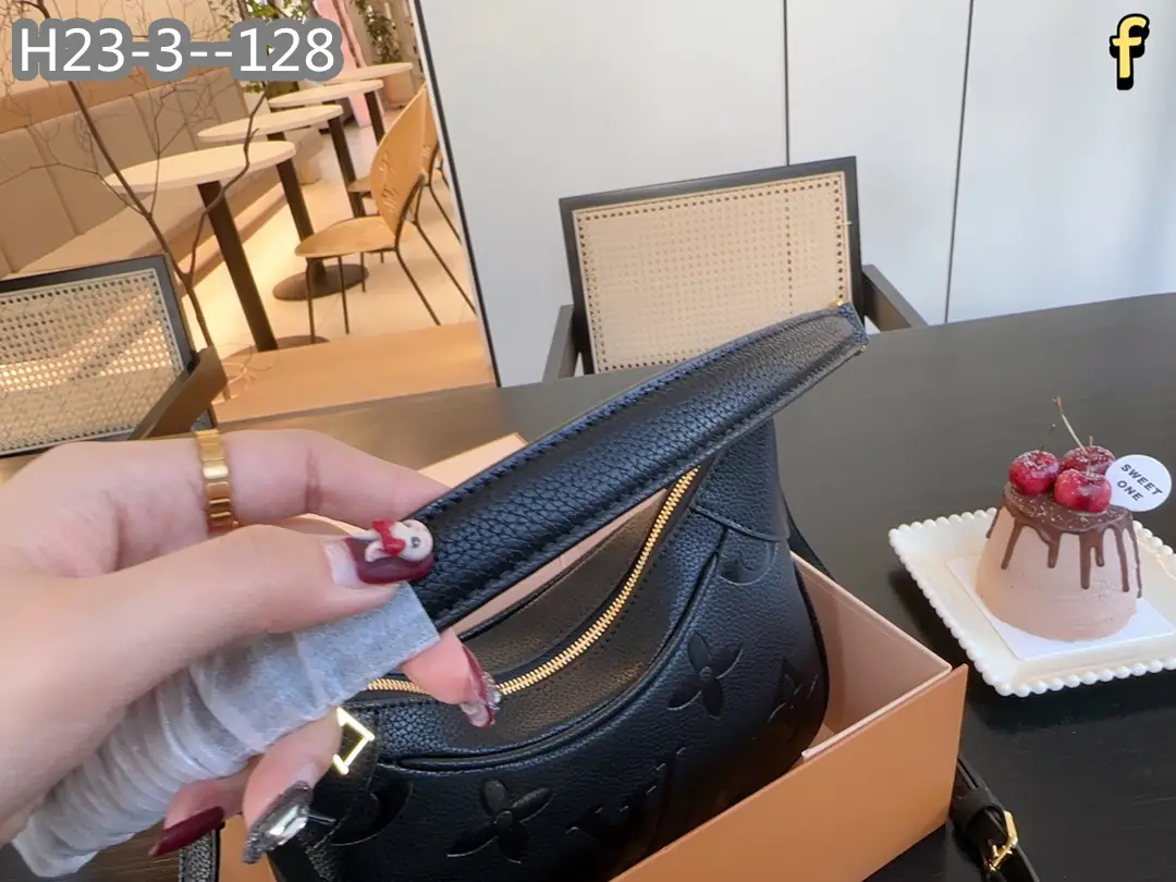 Kng1383  LV  TOP 5A 1:1   350  48$ gallery