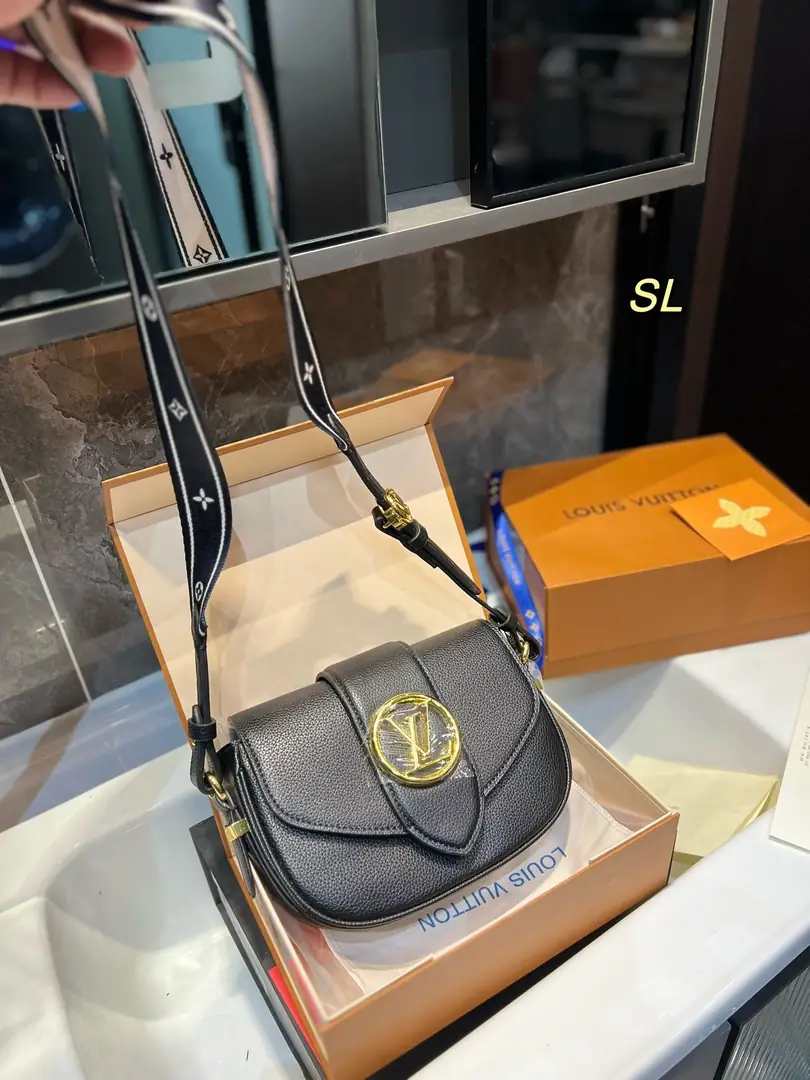 Kng1384  LV TOP 5A 360🤴🏾 50$ gallery