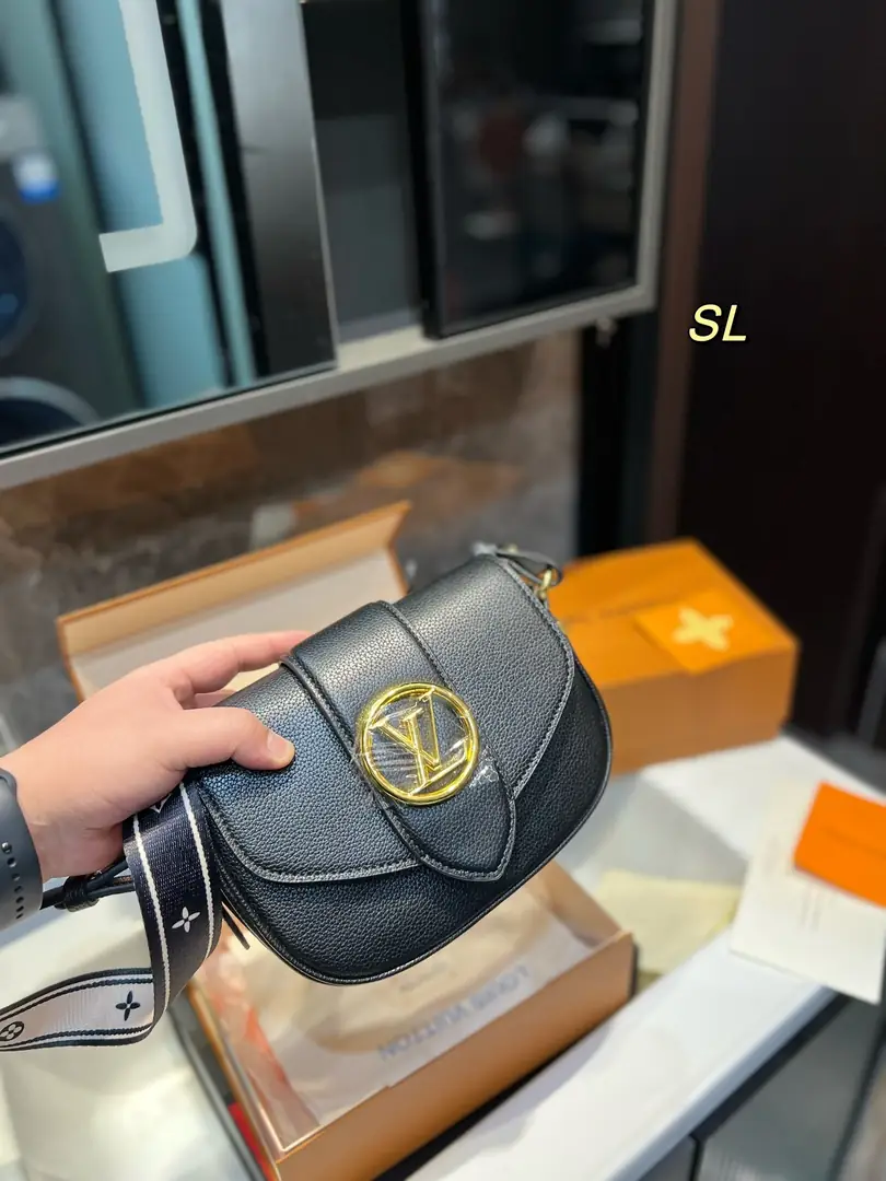 Kng1384  LV TOP 5A 360🤴🏾 50$ gallery