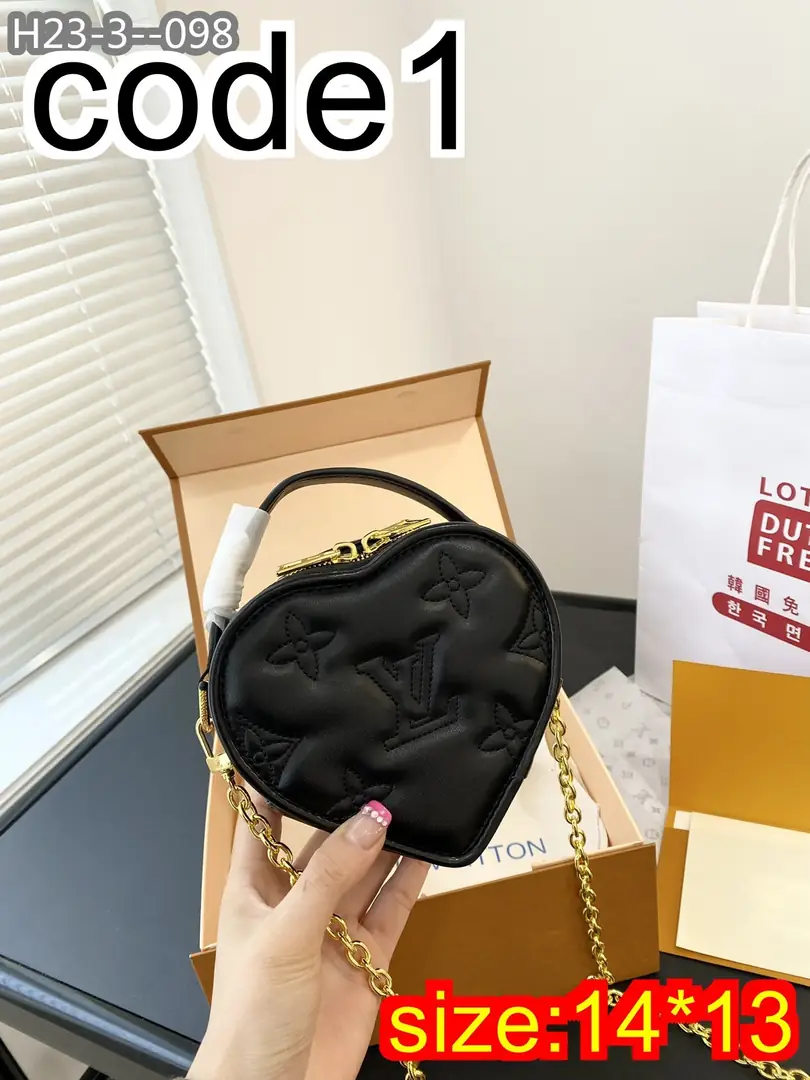 Kng1385  LV TOP 285🤴🏾 40$ gallery