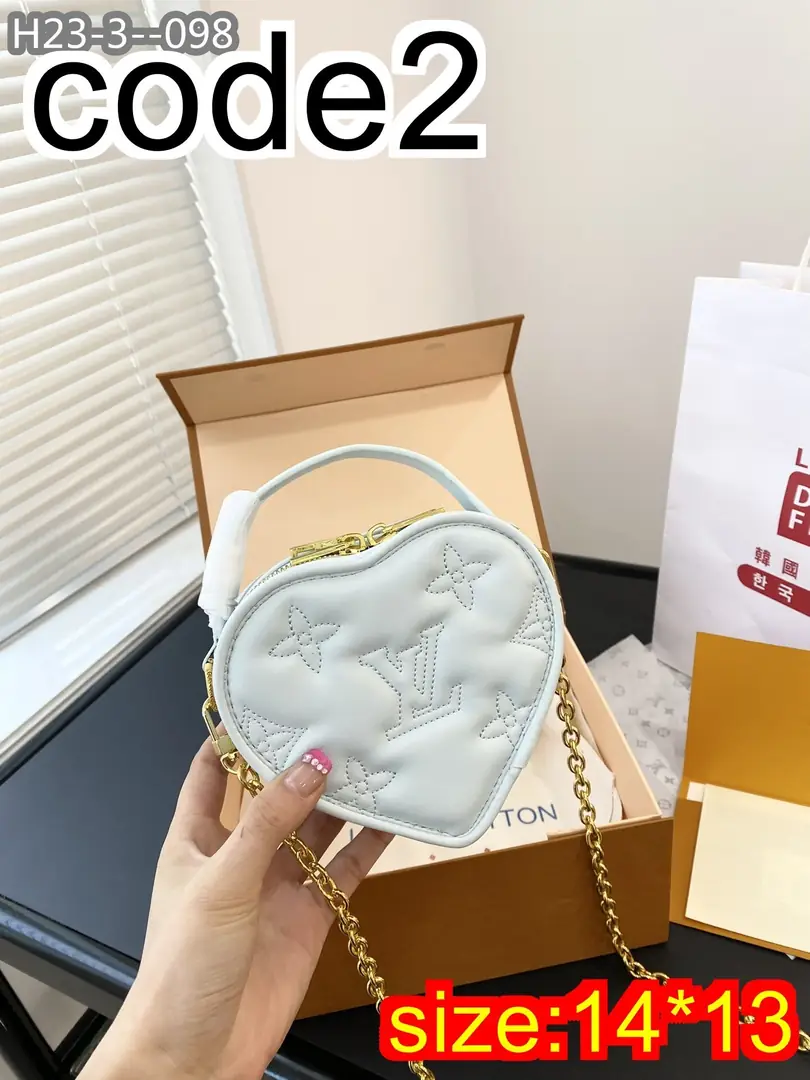 Kng1385  LV TOP 285🤴🏾 40$ gallery