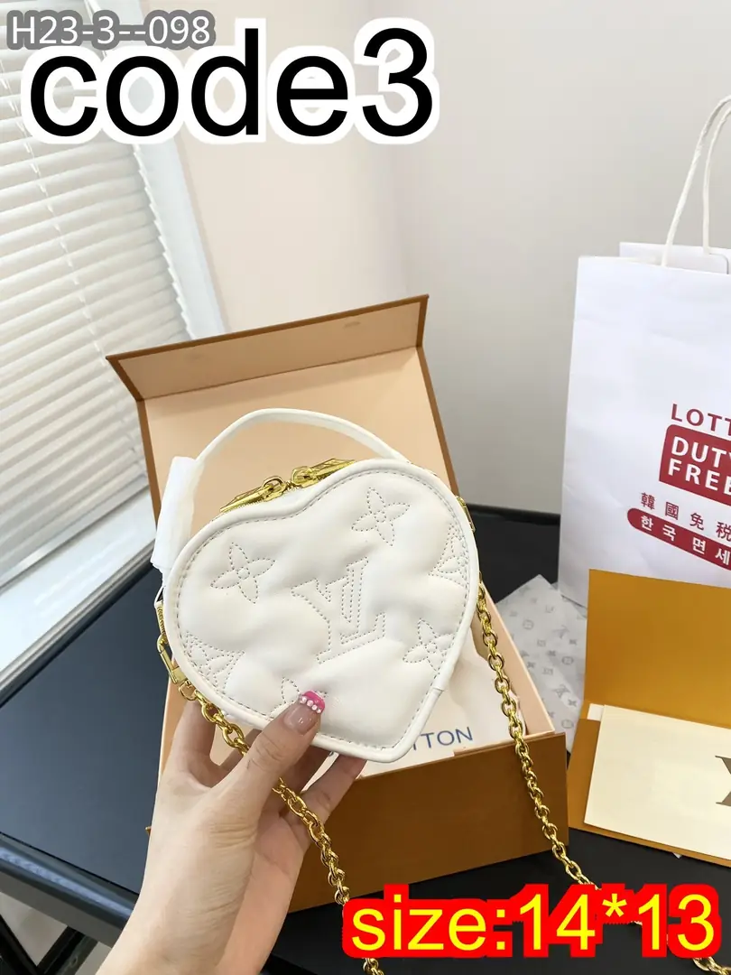 Kng1385  LV TOP 285🤴🏾 40$ gallery