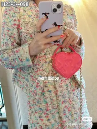 Kng1385  LV TOP 285🤴🏾 40$ gallery