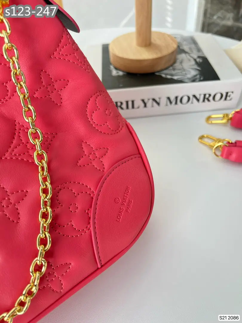 Kng1386  LV  360🤴🏾 50$ gallery