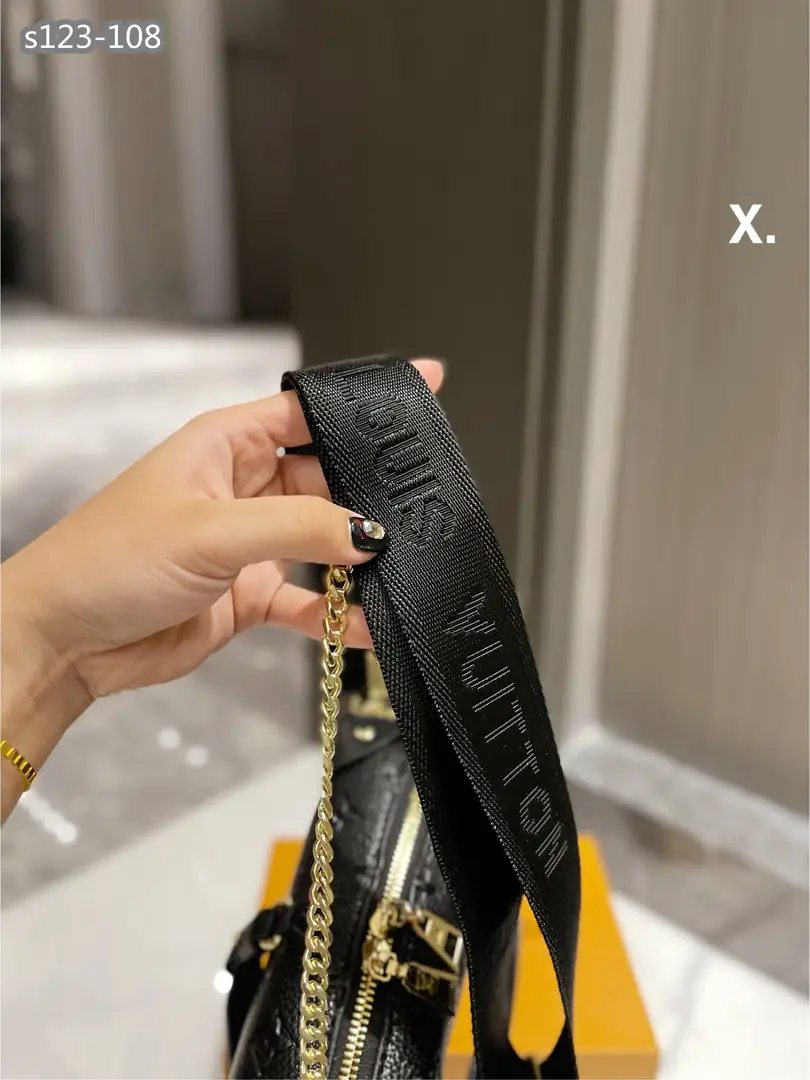 Kng1389  LV 4A+Material: leather 360🤴🏾 50$ gallery