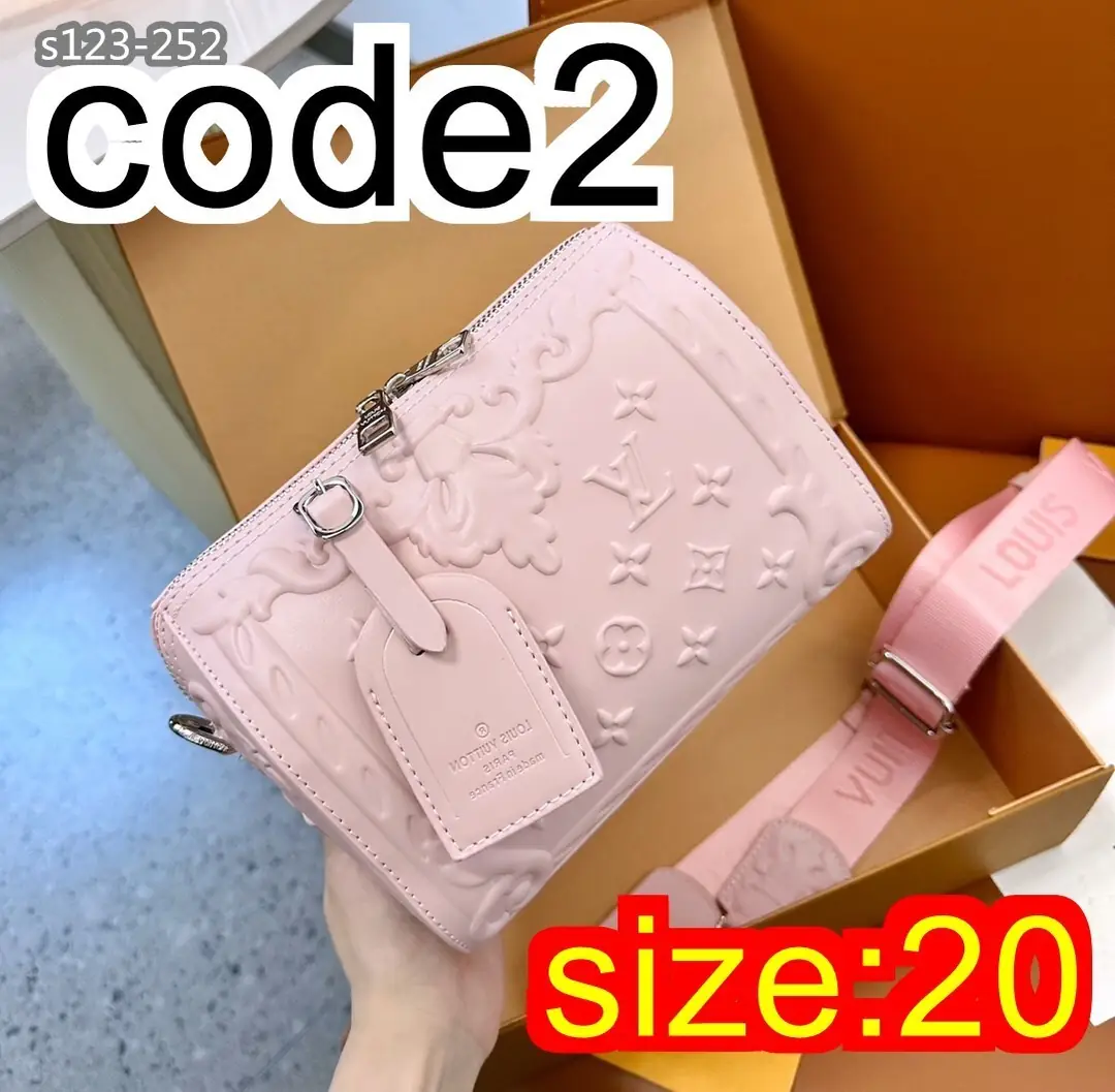 Kng1390  LV TOP  340🤴🏾 47$ gallery