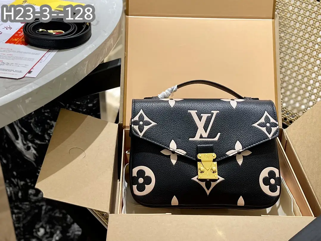 Kng1392  L&V  TOP 295🤴🏾 41$ gallery