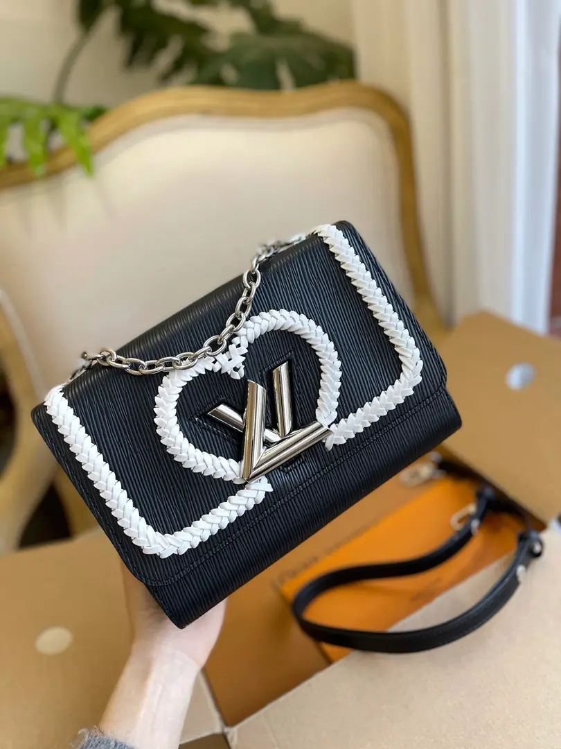 Kng1395  LV TOP 5A  400🤴🏾 57$ gallery