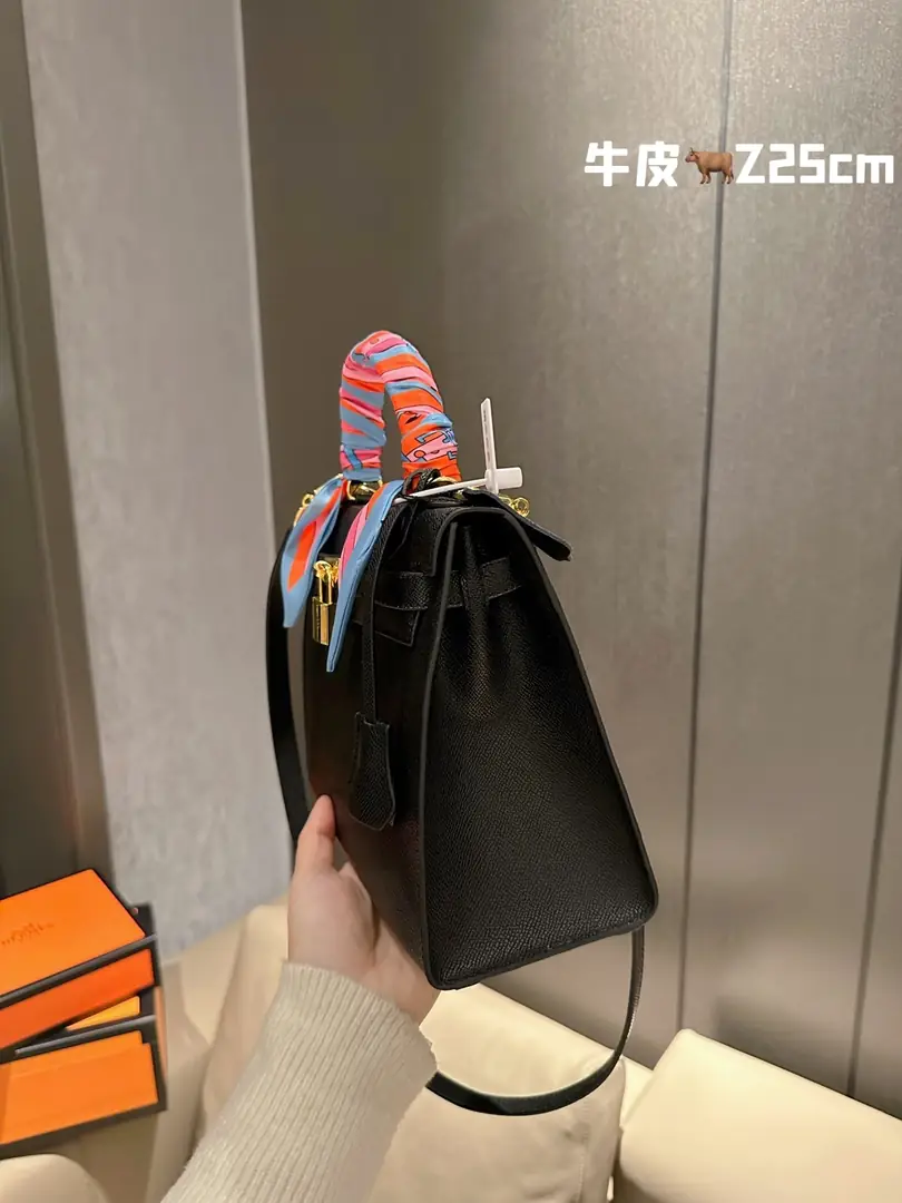 Kng1402   Hermès  TOP 5A  395🤴🏾 54$ gallery