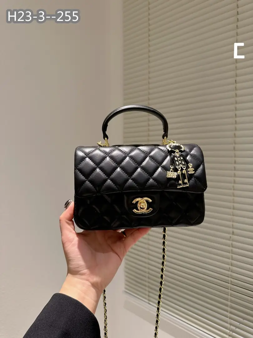 Kng1404  Chanel  355🤴🏾 49$ gallery