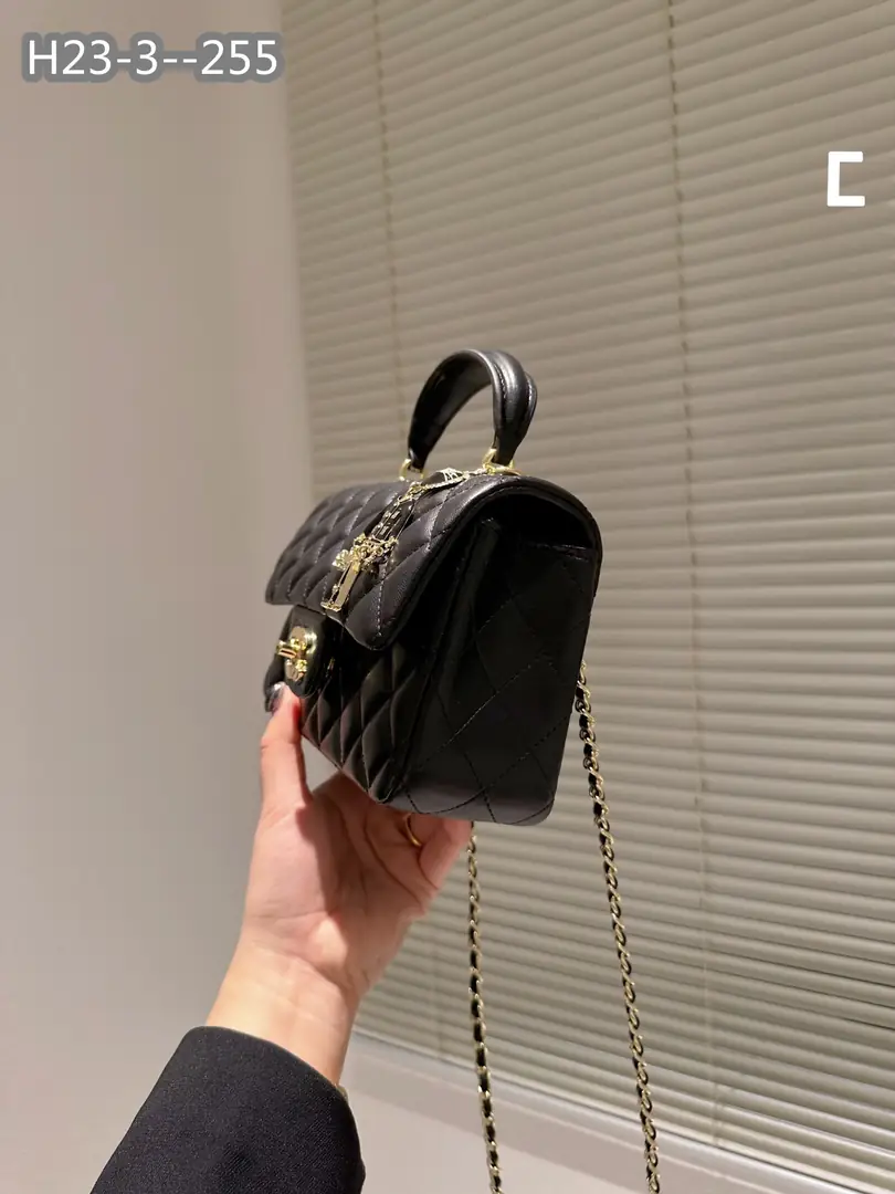 Kng1404  Chanel  355🤴🏾 49$ gallery